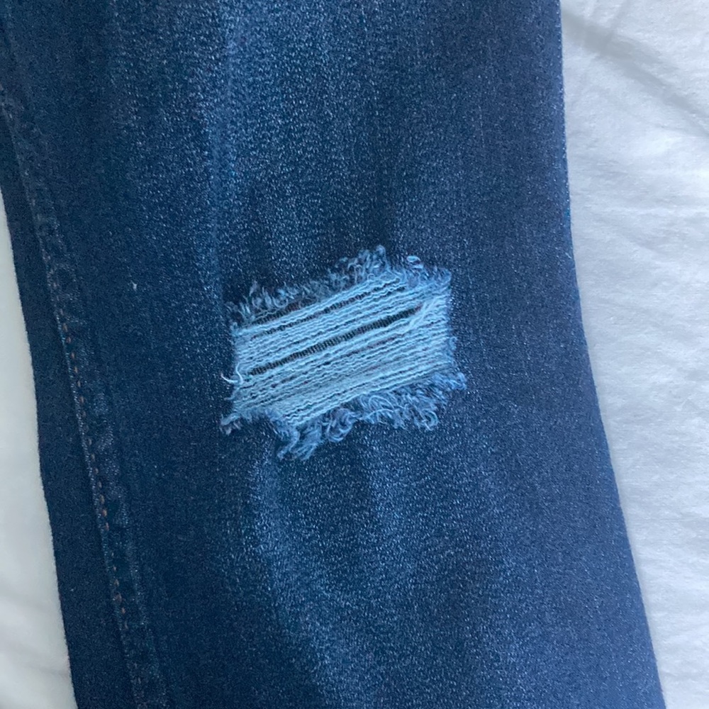 Hollister jeans - Picture 2 of 3
